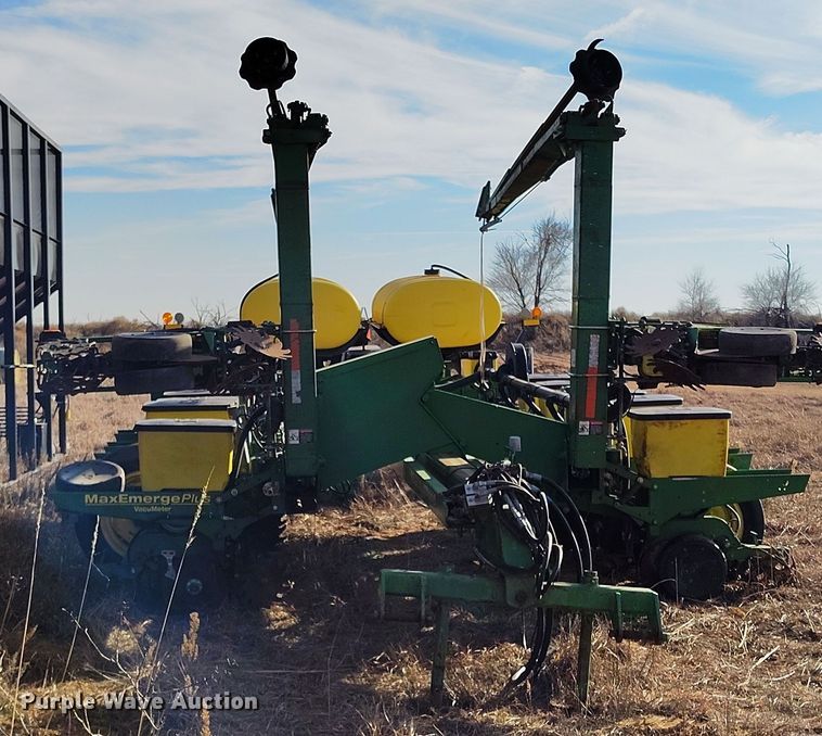 image for item DV6657 John Deere 1770 Conservation planter