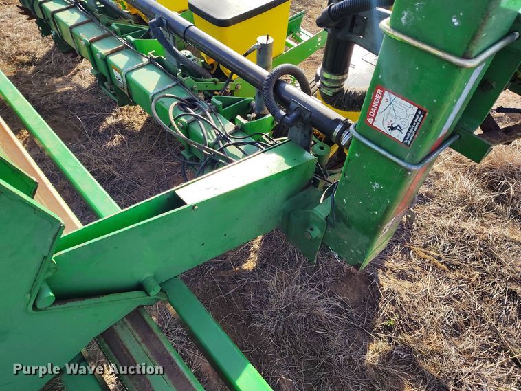 image for item DV6657 John Deere 1770 Conservation planter