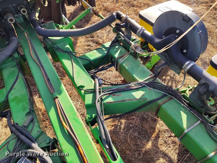 image for item DV6657 John Deere 1770 Conservation planter