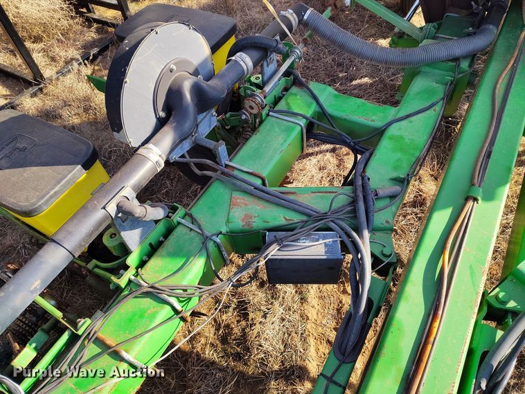 image for item DV6657 John Deere 1770 Conservation planter