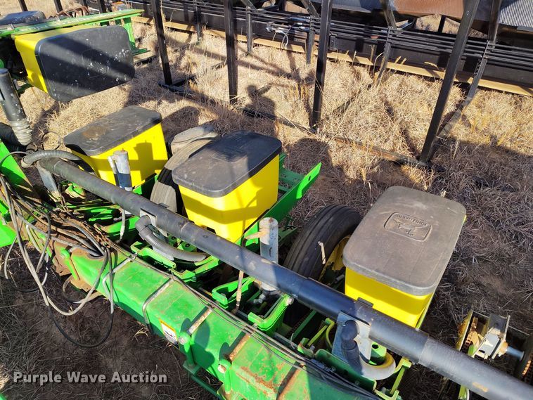 image for item DV6657 John Deere 1770 Conservation planter