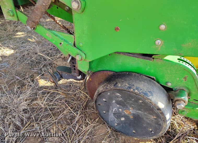 image for item DV6657 John Deere 1770 Conservation planter