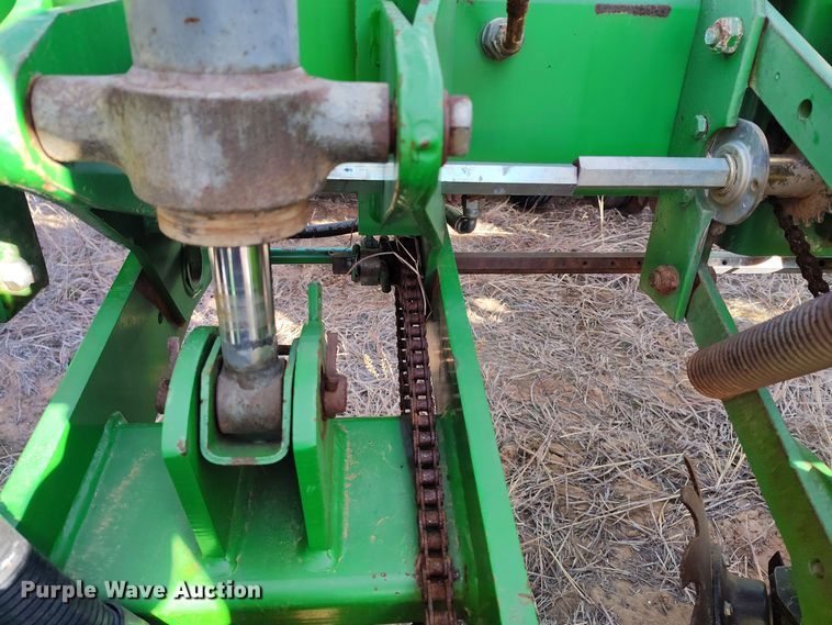 image for item DV6657 John Deere 1770 Conservation planter