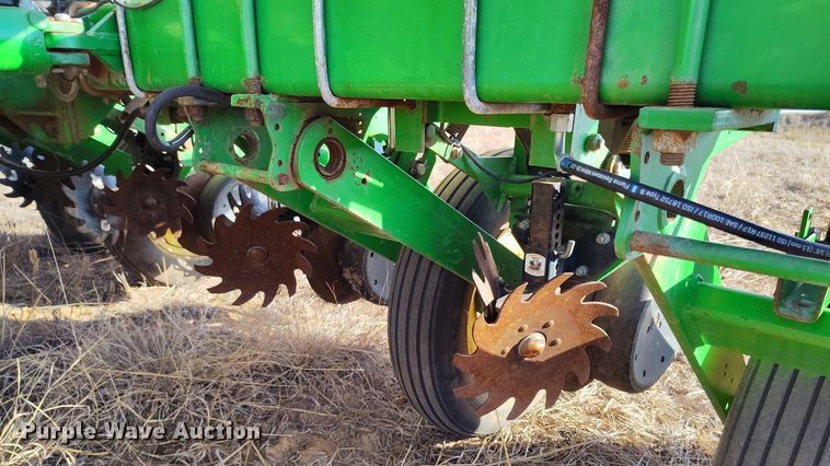 image for item DV6657 John Deere 1770 Conservation planter