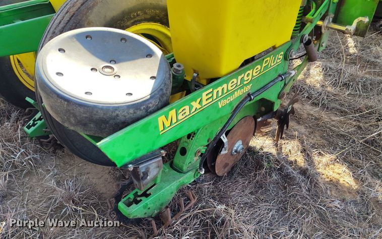 image for item DV6657 John Deere 1770 Conservation planter