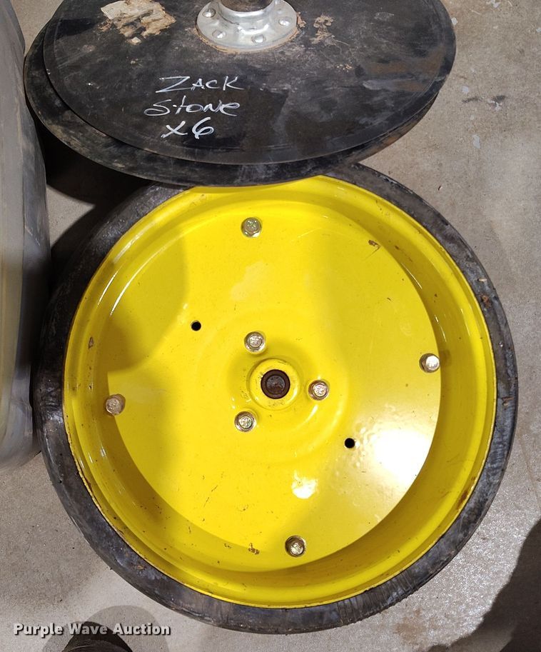 image for item DV6657 John Deere 1770 Conservation planter