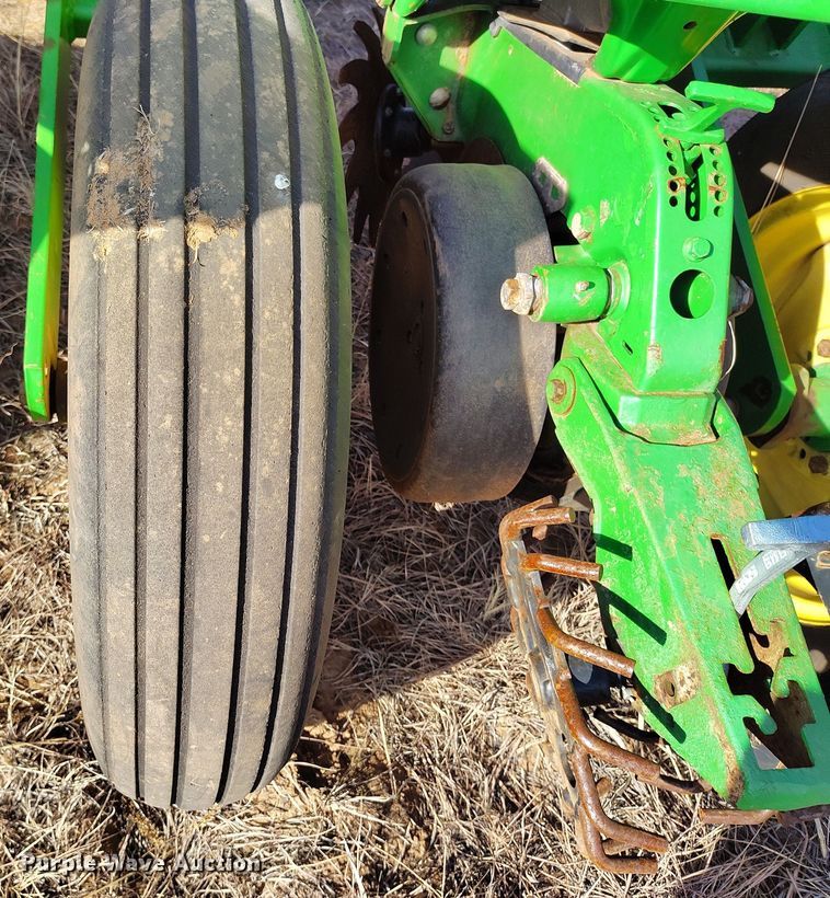 image for item DV6657 John Deere 1770 Conservation planter