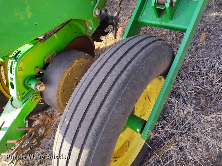 image for item DV6657 John Deere 1770 Conservation planter