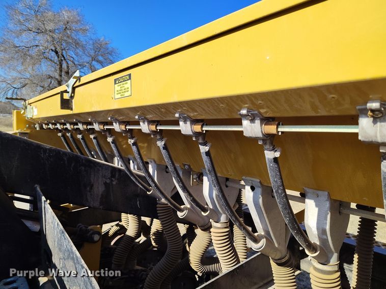 image for item DV6671 2013 Truax OTG 7512 twin row no-till grain drill