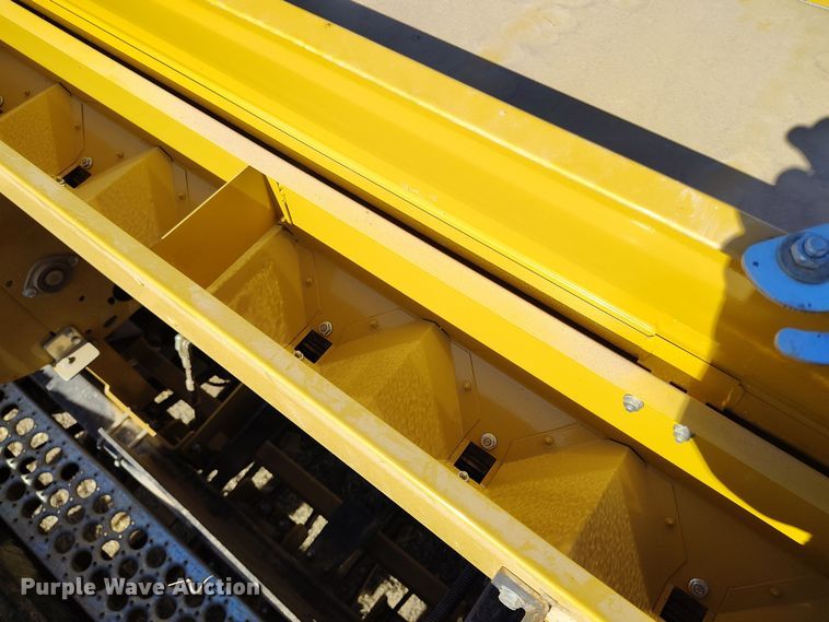 image for item DV6671 2013 Truax OTG 7512 twin row no-till grain drill