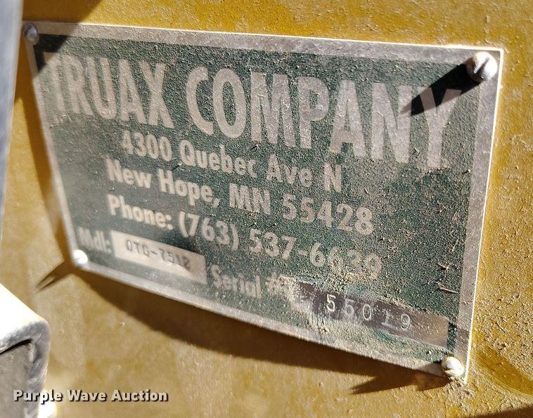 image for item DV6671 2013 Truax OTG 7512 twin row no-till grain drill