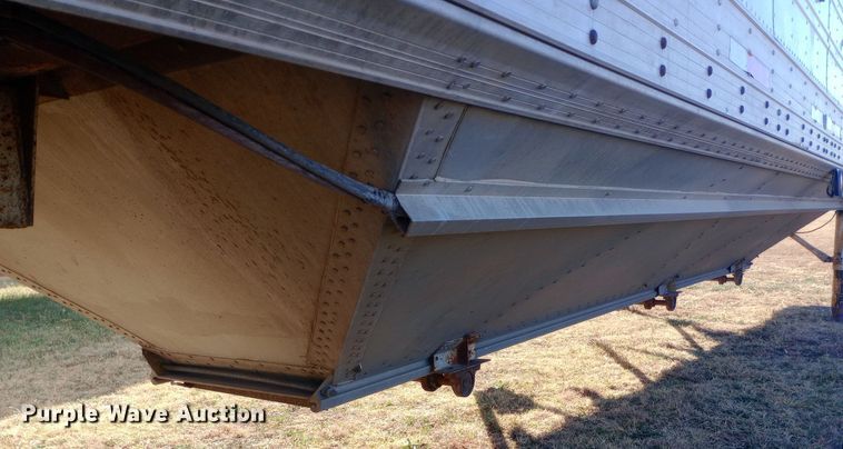 image for item DW0840 1981 American Trailers, Inc. grain trailer