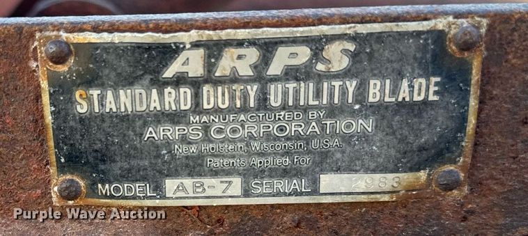 image for item EG7164 Massey Ferguson 2135 tractor