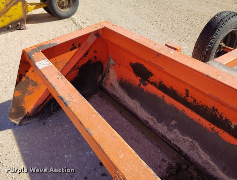 image for item EH0138 Cammond box blade