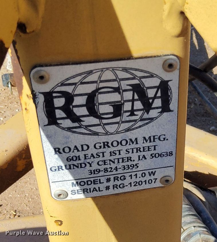 image for item EH0142 Road Groom Manufacturing  RG 11.0 W moldboard