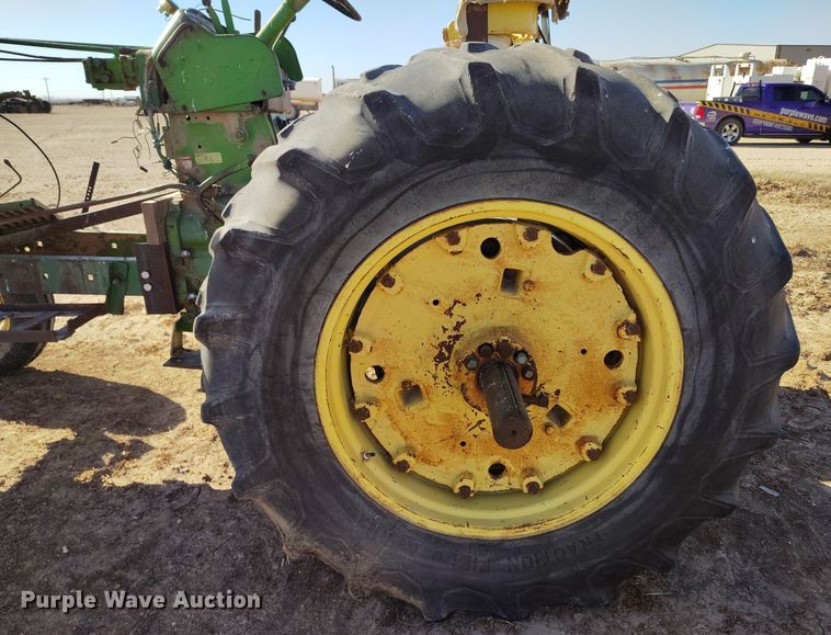 image for item EH0145 John Deere 4020 tractor