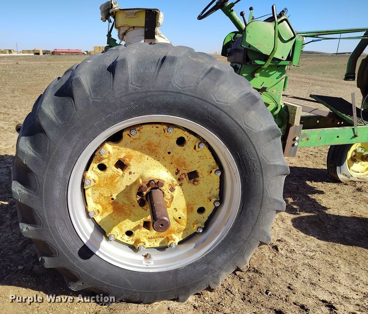 image for item EH0145 John Deere 4020 tractor