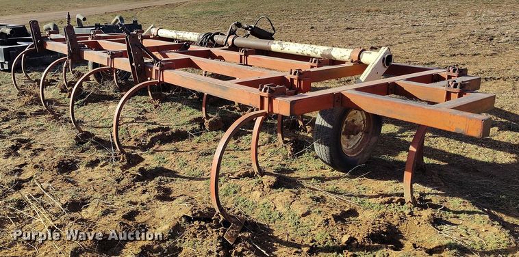 image for item EH0146 Krause  2795 field cultivator
