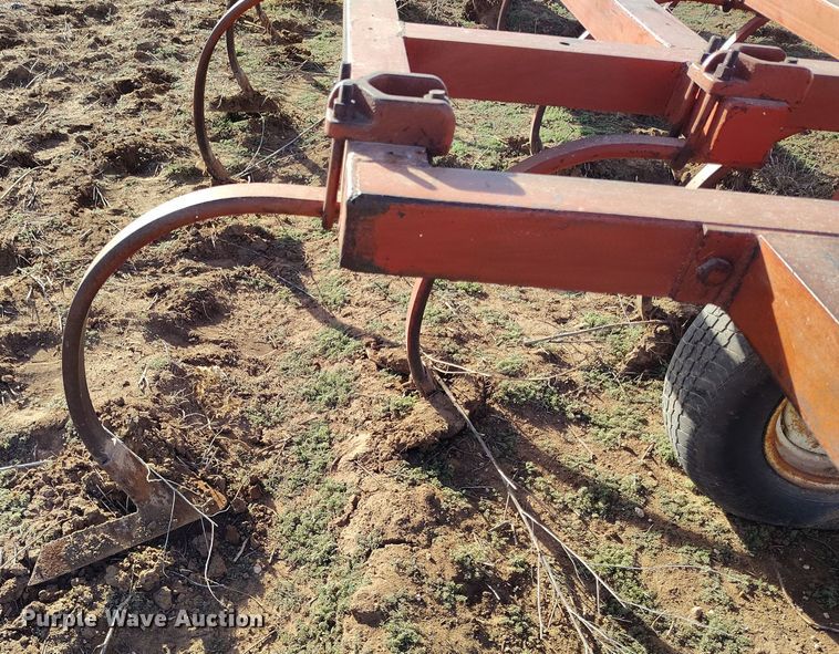 image for item EH0146 Krause  2795 field cultivator