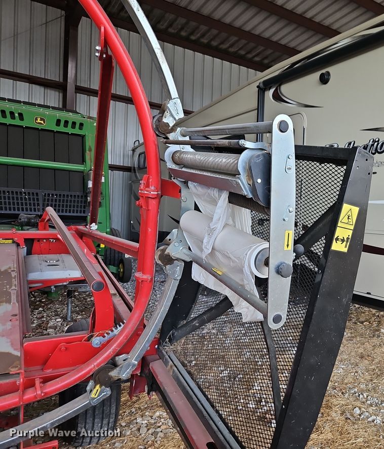 image for item EI8800 2018 Anderson Hybrid X bale wrapper