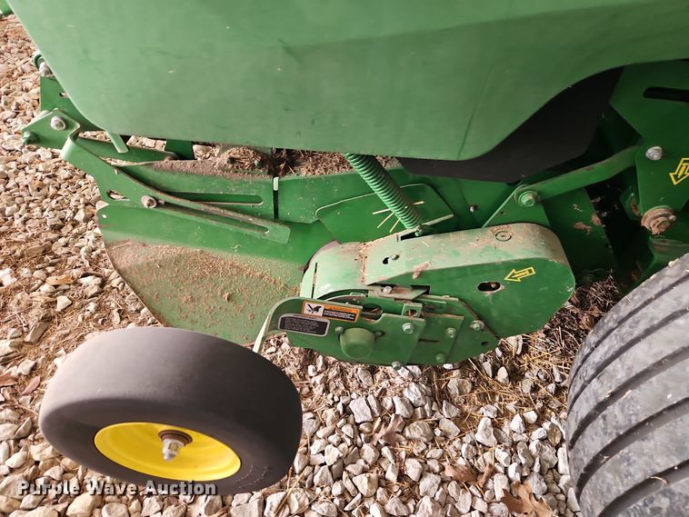 image for item EI8801 2019 John Deere 460M round baler