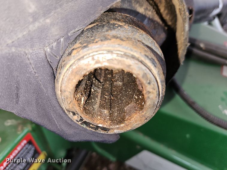 image for item EI8801 2019 John Deere 460M round baler