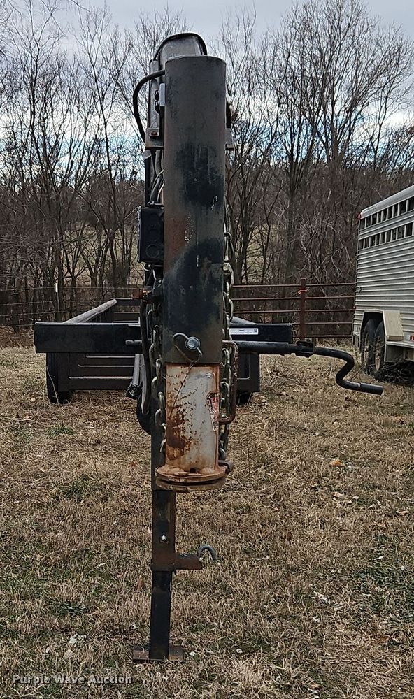 image for item EI8802 2013 Superior Steel Sales hay bale trailer