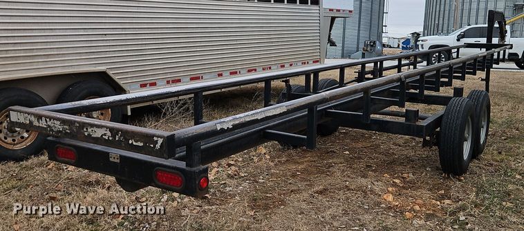 image for item EI8802 2013 Superior Steel Sales hay bale trailer