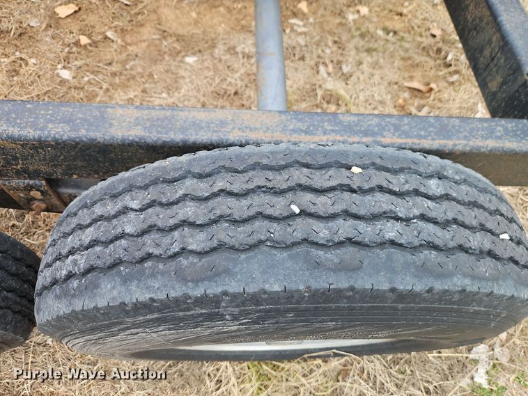 image for item EI8802 2013 Superior Steel Sales hay bale trailer