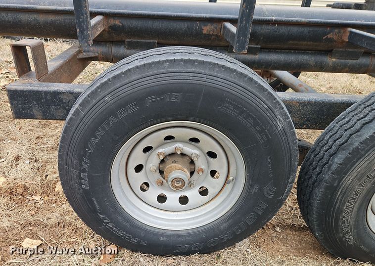 image for item EI8802 2013 Superior Steel Sales hay bale trailer