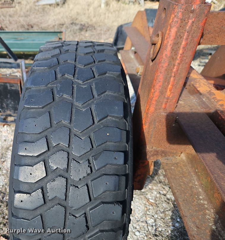 image for item EI8807 Dual 7000 V-ripper