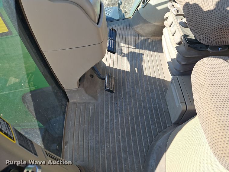 image for item EI8808 2020 John Deere 8245R MFWD tractor