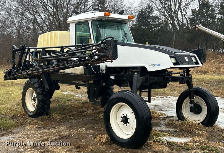 image for item EK2590 Agco Spra-Coupe 4440 sprayer