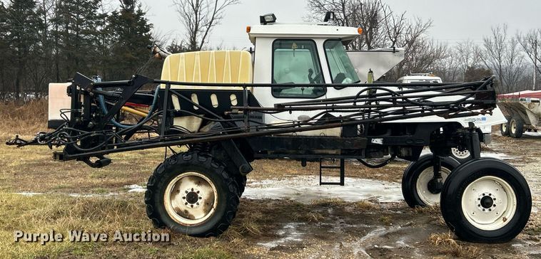 image for item EK2590 Agco Spra-Coupe 4440 sprayer
