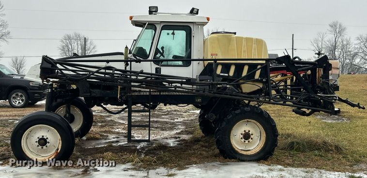 image for item EK2590 Agco Spra-Coupe 4440 sprayer