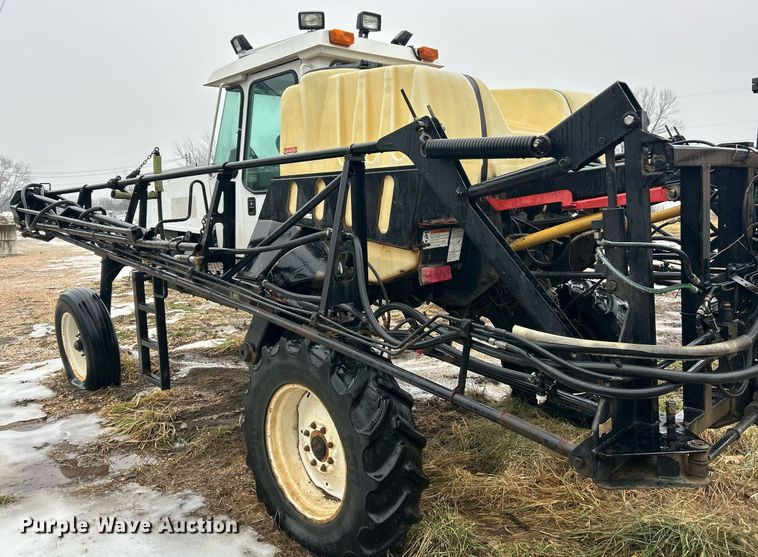 image for item EK2590 Agco Spra-Coupe 4440 sprayer