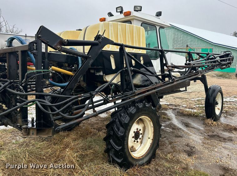 image for item EK2590 Agco Spra-Coupe 4440 sprayer