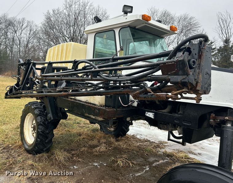 image for item EK2590 Agco Spra-Coupe 4440 sprayer