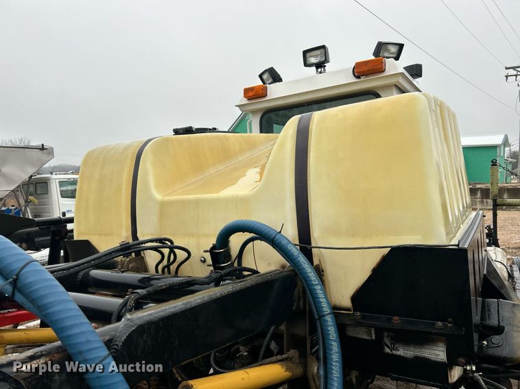 image for item EK2590 Agco Spra-Coupe 4440 sprayer