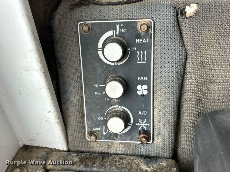 image for item EK2590 Agco Spra-Coupe 4440 sprayer