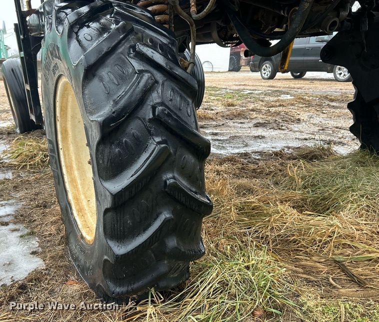 image for item EK2590 Agco Spra-Coupe 4440 sprayer