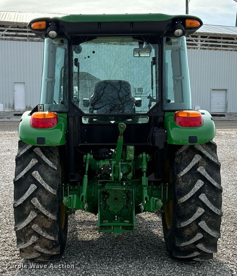 image for item EN5087 2022 John Deere 5075E MFWD tractor