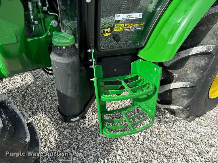 image for item EN5087 2022 John Deere 5075E MFWD tractor