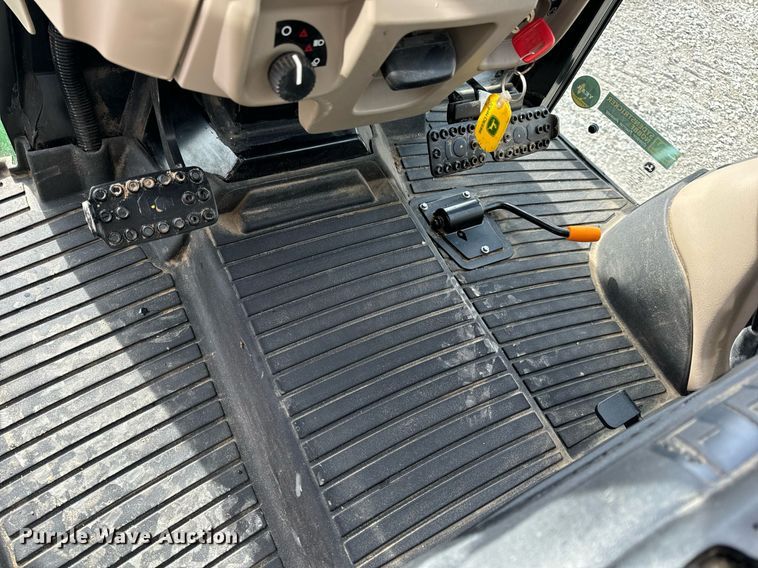 image for item EN5087 2022 John Deere 5075E MFWD tractor