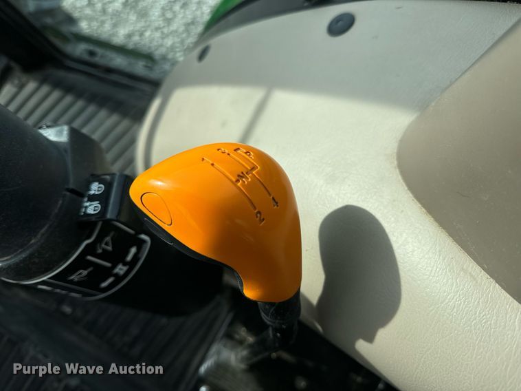 image for item EN5087 2022 John Deere 5075E MFWD tractor