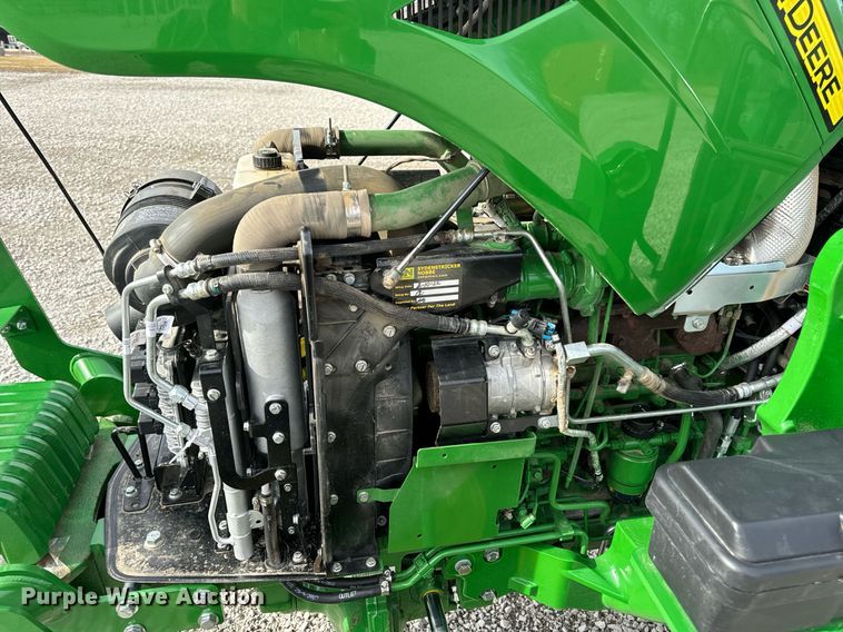 image for item EN5087 2022 John Deere 5075E MFWD tractor