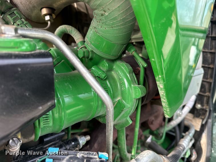 image for item EN5087 2022 John Deere 5075E MFWD tractor