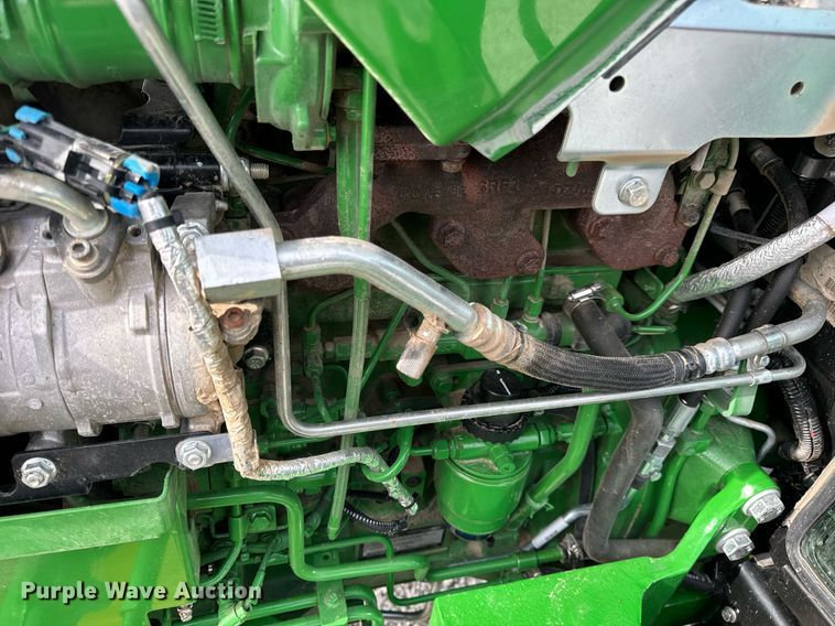 image for item EN5087 2022 John Deere 5075E MFWD tractor