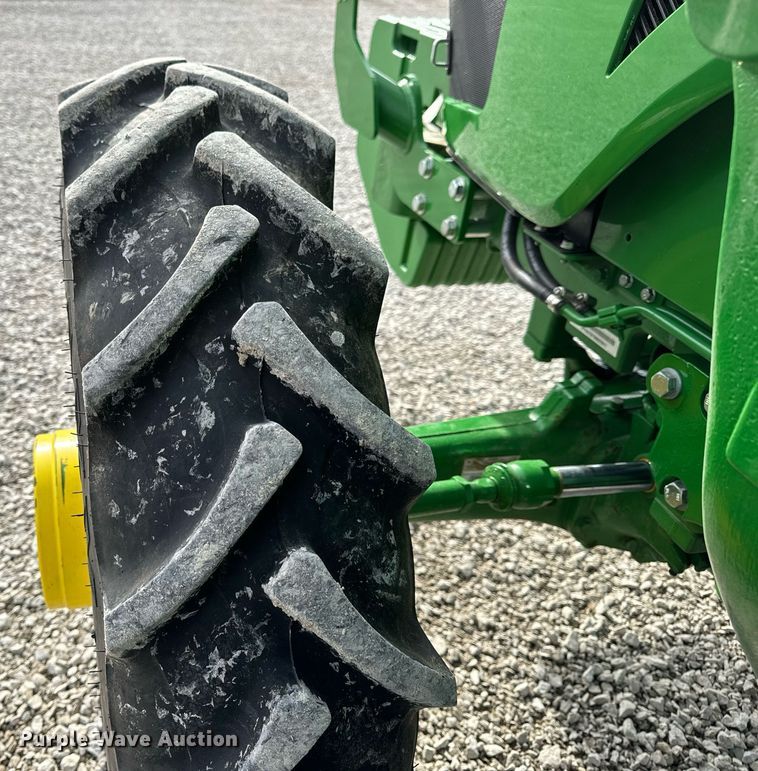 image for item EN5087 2022 John Deere 5075E MFWD tractor