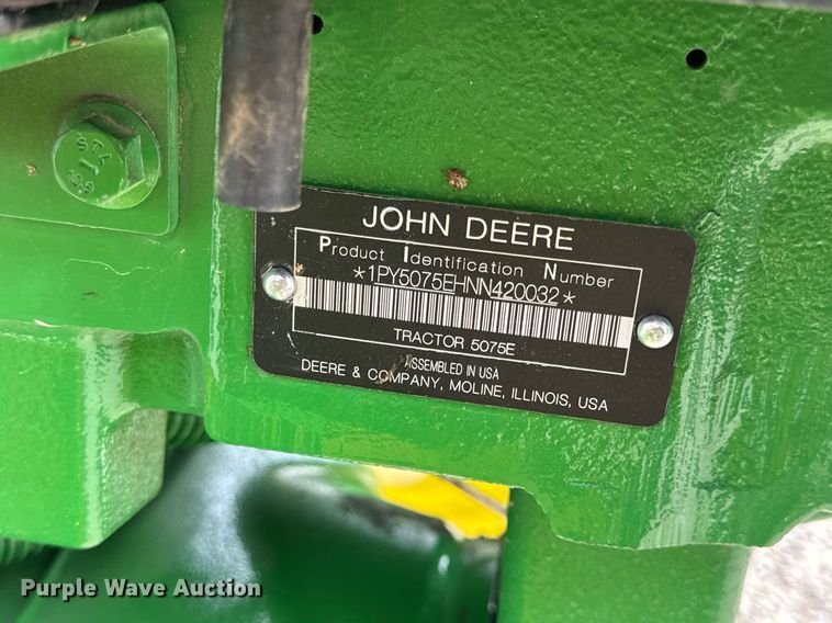 image for item EN5087 2022 John Deere 5075E MFWD tractor